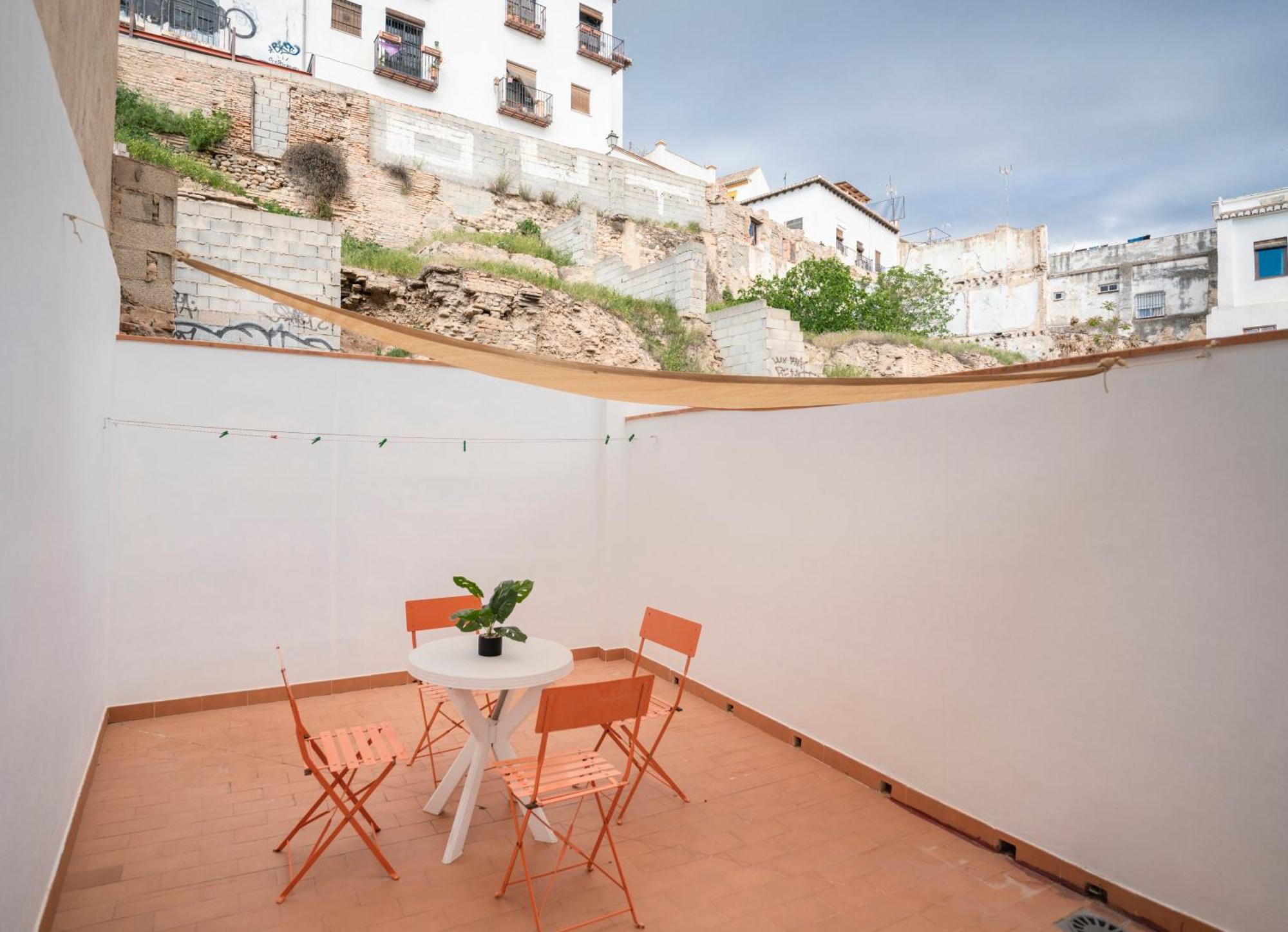 Elvira 60 Homes Granada Room photo